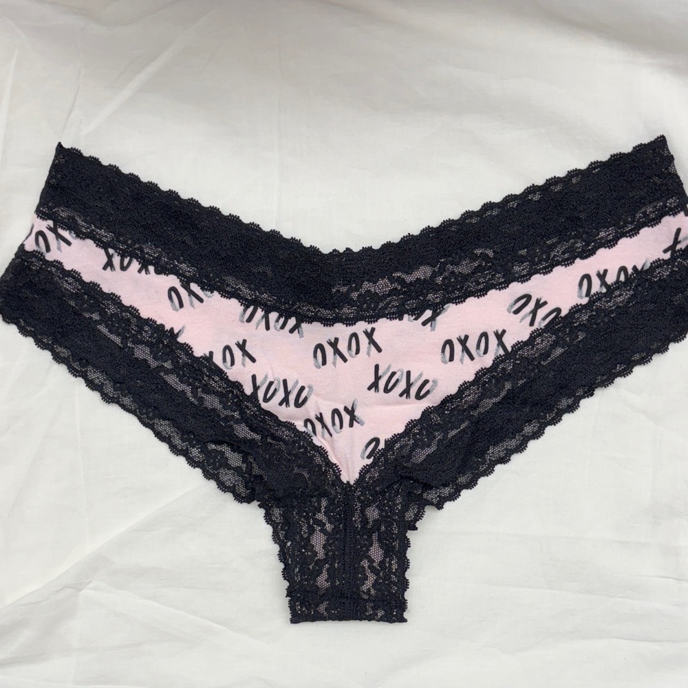 NWOT Victoria's Secret XOXO Black Pink Lace Cheeky Panty